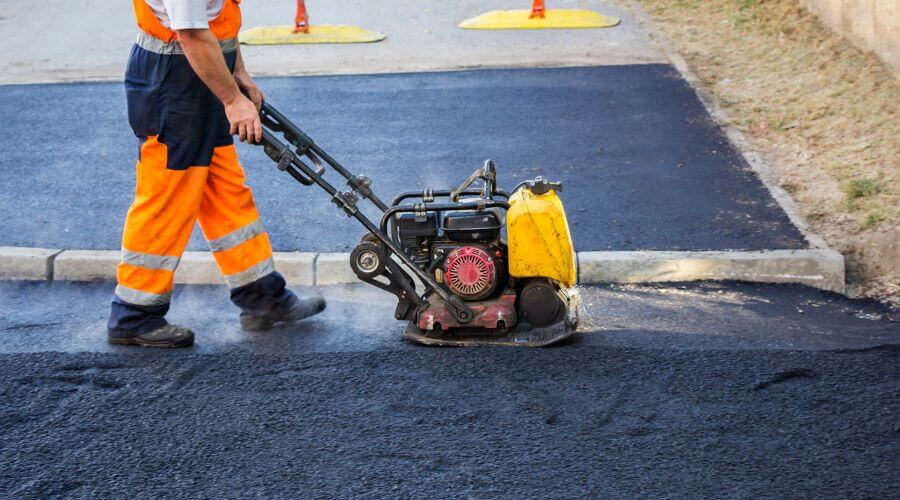 Professional gutter cleaning in Fort Pierce, FL